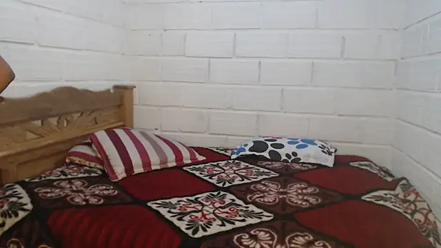 sexyjustin202 online show from 10, 2, 2026