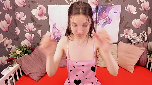 Snapshot of MelaniGrand chatting on 21, 2, 2025 MelaniGrand online show from 21, 2, 2025