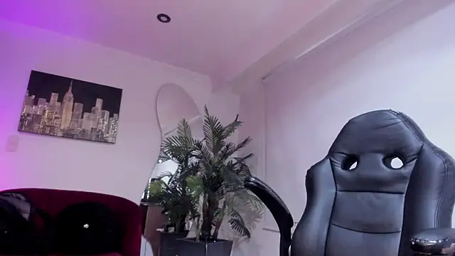 Meghan320 online show from 13, 3, 2026