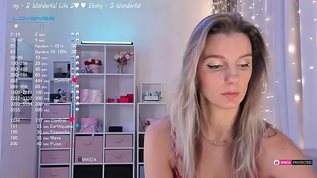 Karamelsw  online show from 2, 2, 2025