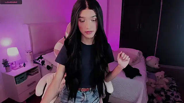 Ainhoads online show from 13, 11, 2025