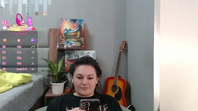 Stacy Davice online show from 13, 3, 2025