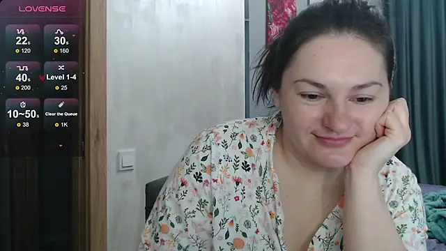 Stacy Davice online show from 7, 10, 2025