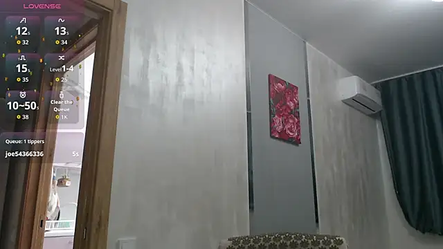 Stacy Davice online show from 2, 12, 2025