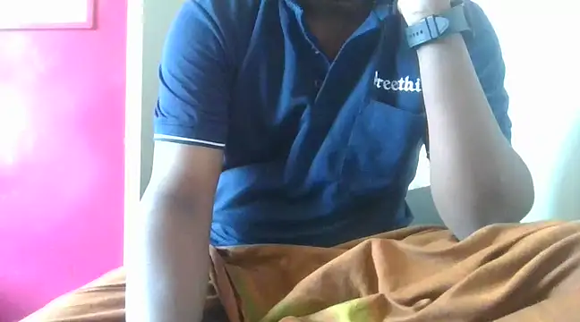 Snapshot of Mallupaiyanaachu chatting on 7, 3, 2025 Mallupaiyanaachu online show from 7, 3, 2025