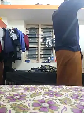 Snapshot of Mallupaiyanaachu chatting on 11, 3, 2025 Mallupaiyanaachu online show from 11, 3, 2025