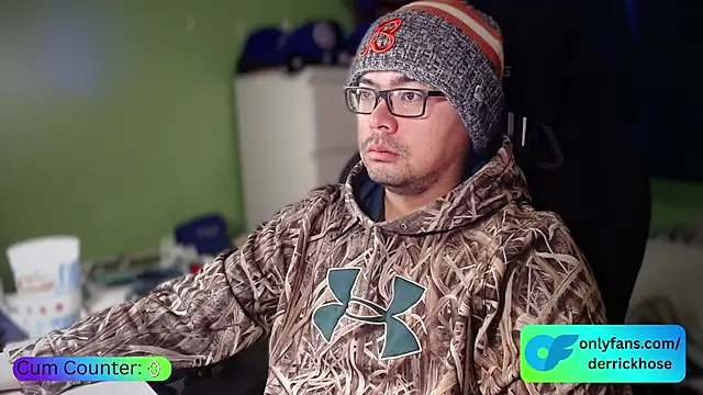 Snapshot of DerrickHose chatting on 18, 11, 2025 DerrickHose online show from 18, 11, 2025