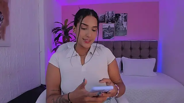 Stefhanyblow online show from 25, 1, 2025