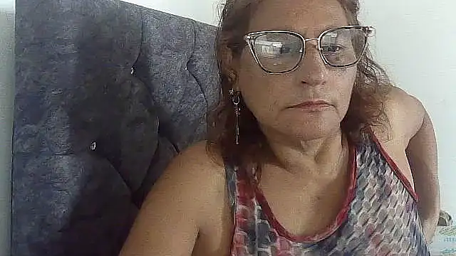 charrysexy1 online show from 31, 10, 2025