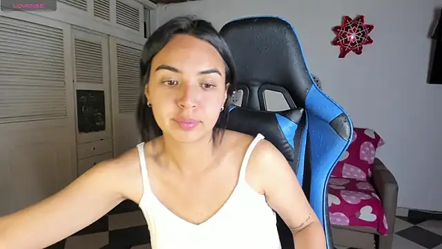 Snapshot of Miss_Nicole chatting on 24, 12, 2024 Miss Nicole online show from 24, 12, 2024