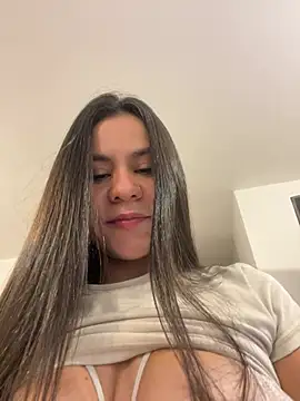 Snapshot of Reggie-Liam chatting on 7, 1, 2025 Reggie-Liam online show from 7, 1, 2025