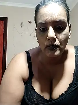 Snapshot of NWC4LYF chatting on 10, 7, 2026 NWC4LYF online show from 10, 7, 2026