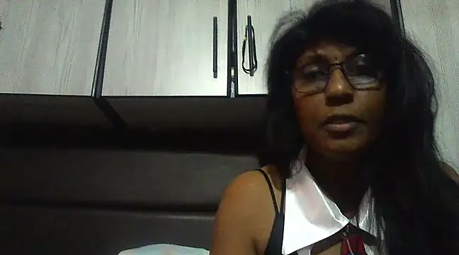 MsAttitude online show from 28, 2, 2025