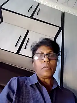 Snapshot of MsAttitude chatting on 21, 4, 2026 MsAttitude online show from 21, 4, 2026