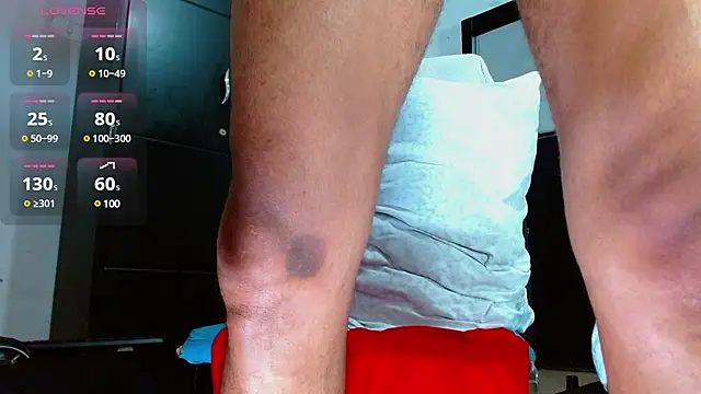 Snapshot of isuckmyselfxxx_420 chatting on 4, 3, 2025 isuckmyselfxxx 420 online show from 4, 3, 2025