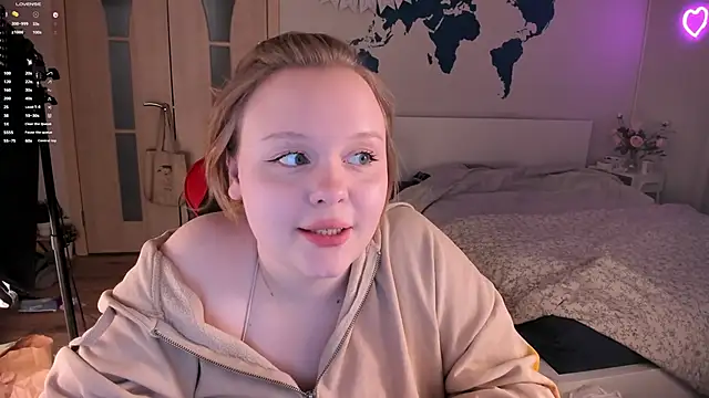 LisaLaas online show from 14, 12, 2024