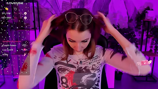 Snapshot of PrettyReckess chatting on 6, 2, 2025 PrettyReckess online show from 6, 2, 2025