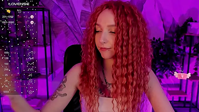 Snapshot of PrettyReckess chatting on 25, 2, 2025 PrettyReckess online show from 25, 2, 2025