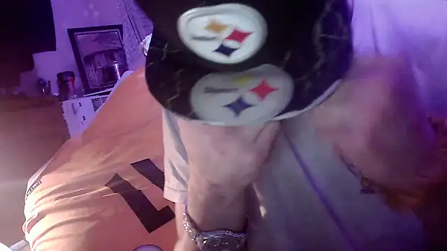 Snapshot of xxxTony999 chatting on 7, 4, 2026 xxxTony999 online show from 7, 4, 2026