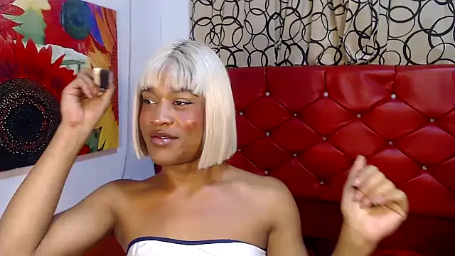 Snapshot of dirtydolltsx chatting on 30, 10, 2025 dirtydolltsx online show from 30, 10, 2025