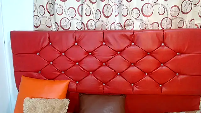 Snapshot of dirtydolltsx chatting on 12, 11, 2025 dirtydolltsx online show from 12, 11, 2025