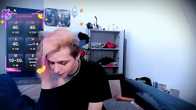 Snapshot of Littlepinkcat chatting on 2, 10, 2025 Littlepinkcat online show from 2, 10, 2025