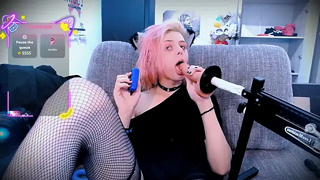 Snapshot of Littlepinkcat chatting on 2, 10, 2025 Littlepinkcat online show from 2, 10, 2025