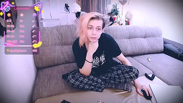 Snapshot of Littlepinkcat chatting on 29, 11, 2025 Littlepinkcat online show from 29, 11, 2025