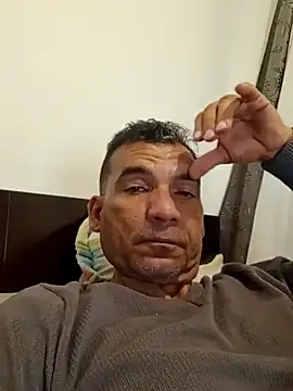 Snapshot of Daddy1972 chatting on 14, 2, 2025 Daddy1972 online show from 14, 2, 2025