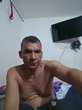 Daddy1972 online show from 2, 11, 2025