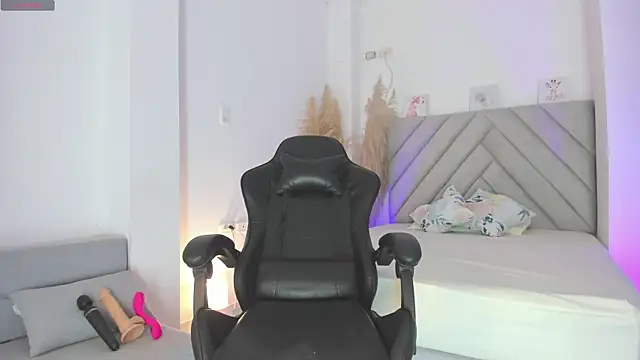 perlacobre999 online show from 14, 2, 2025