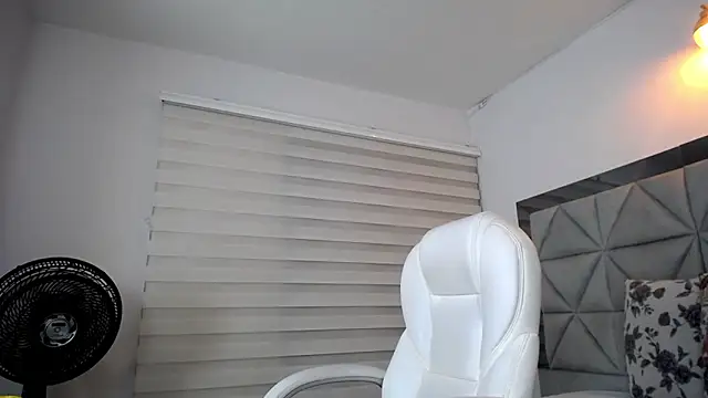 Snapshot of nana_levy chatting on 29, 12, 2024 nana levy online show from 29, 12, 2024