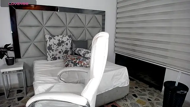 Snapshot of nana_levy chatting on 14, 1, 2025 nana levy online show from 14, 1, 2025