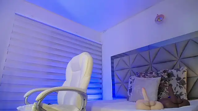 Snapshot of nana_levy chatting on 30, 10, 2025 nana levy online show from 30, 10, 2025