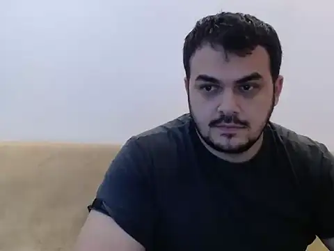 Snapshot of show_boy_97 chatting on 18, 12, 2025 show boy 97 online show from 18, 12, 2025