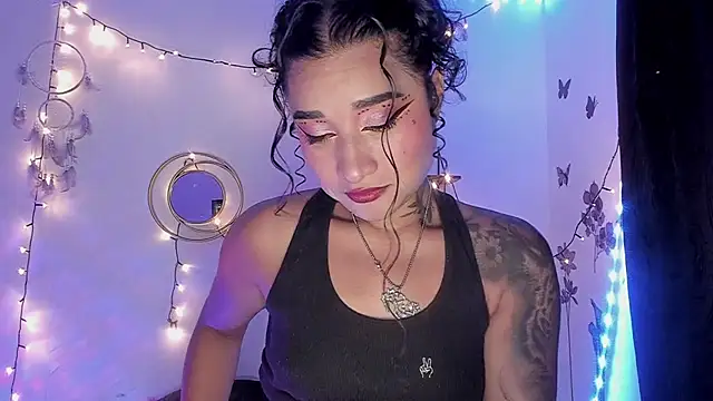 Snapshot of Eva_Lee_ chatting on 25, 2, 2025 Eva Lee online show from 25, 2, 2025