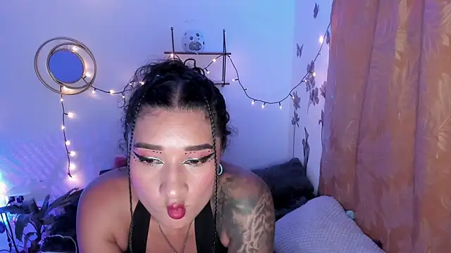 Snapshot of Eva_Lee_ chatting on 18, 3, 2025 Eva Lee online show from 18, 3, 2025