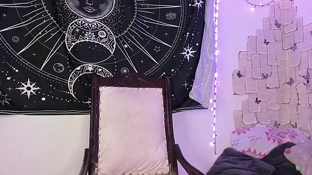 Snapshot of Eva_Lee_ chatting on 9, 9, 2025 Eva Lee online show from 9, 9, 2025