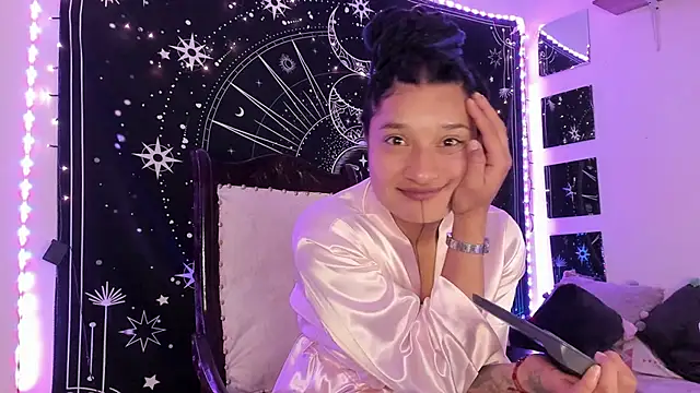 Eva Lee  online show from 18, 9, 2025