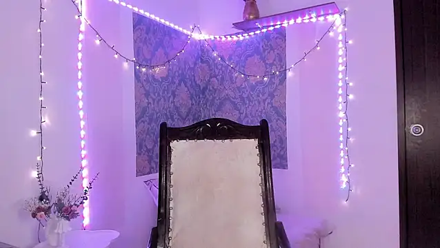 Eva Lee  online show from 6, 3, 2026