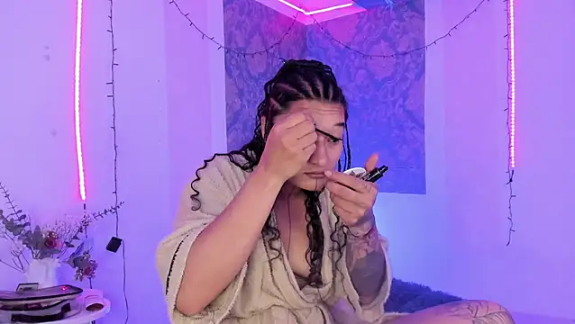 Eva Lee  online show from 1, 7, 2026