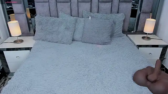 EMMAHILL1 online show from 13, 1, 2026