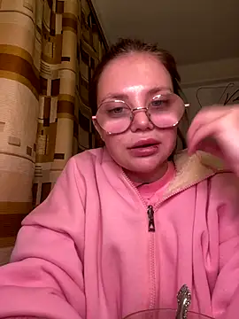 lovebellagrey online show from 6, 1, 2026