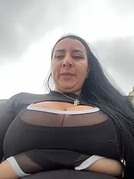 Abril Luv online show from 20, 3, 2025