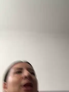 Abril Luv online show from 14, 3, 2026