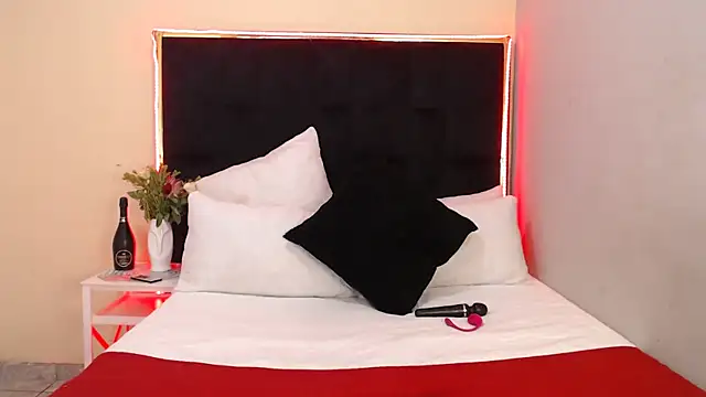 CancerGodessX online show from 15, 2, 2025