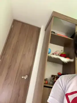 Snapshot of andra_rose chatting on 12, 12, 2024 andra rose online show from 12, 12, 2024