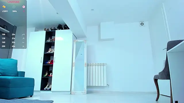 Christall StarXX online show from 12, 1, 2026