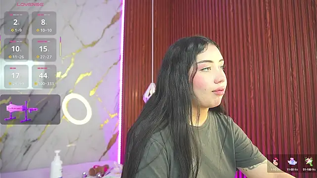 Snapshot of haylie_ chatting on 21, 3, 2025 haylie online show from 21, 3, 2025