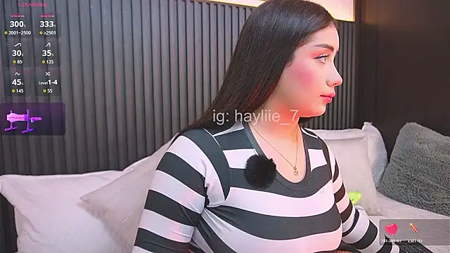 Snapshot of haylie_ chatting on 24, 2, 2026 haylie online show from 24, 2, 2026